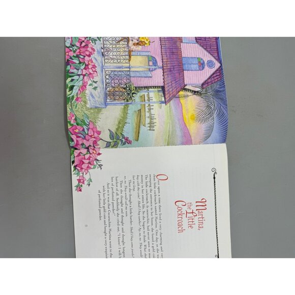 Señor Cats Romance & Other Favorite Stories From Latin America Paperback Book - Picture 6 of 6